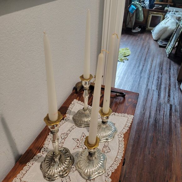 Vintage Candle Stick Set Of 4 Holders Silver Plated Made in England 2-tone - Picture 8 of 16